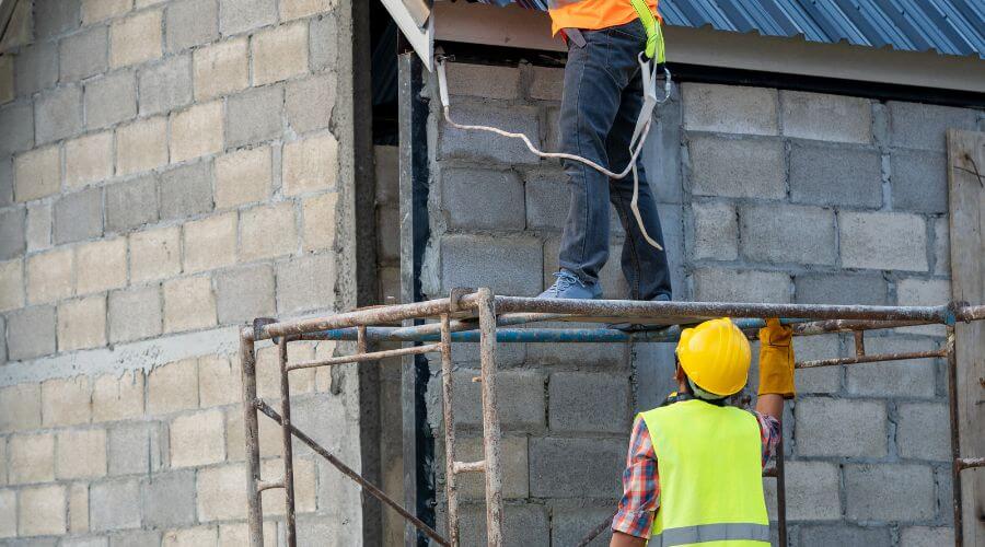 Professional residential roofers in Callender, IA